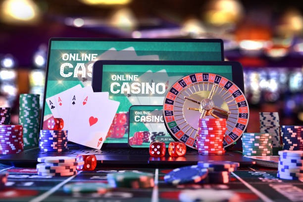 pestoto Lightning Baccarat live dealer table showing card hands and betting interface on mobile